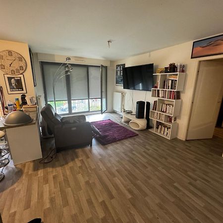 Jolie Chambre A Nanterre Prefecture Proche La Defense Arena Campus Sncf Et Paris Ngoại thất bức ảnh