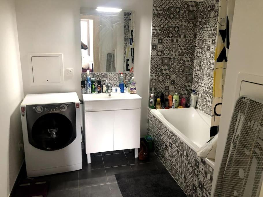 Jolie Chambre A Nanterre Prefecture Proche La Defense Arena Campus Sncf Et Paris Ngoại thất bức ảnh
